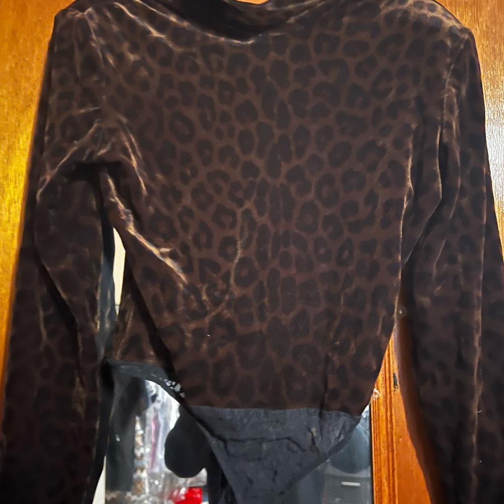 Brown leopard velvet bodysuit
